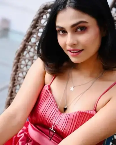 Escort Service Gadarwara